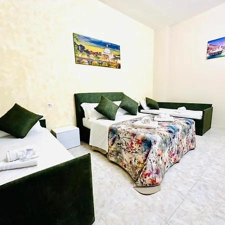 Crown Palace Inn Guest House